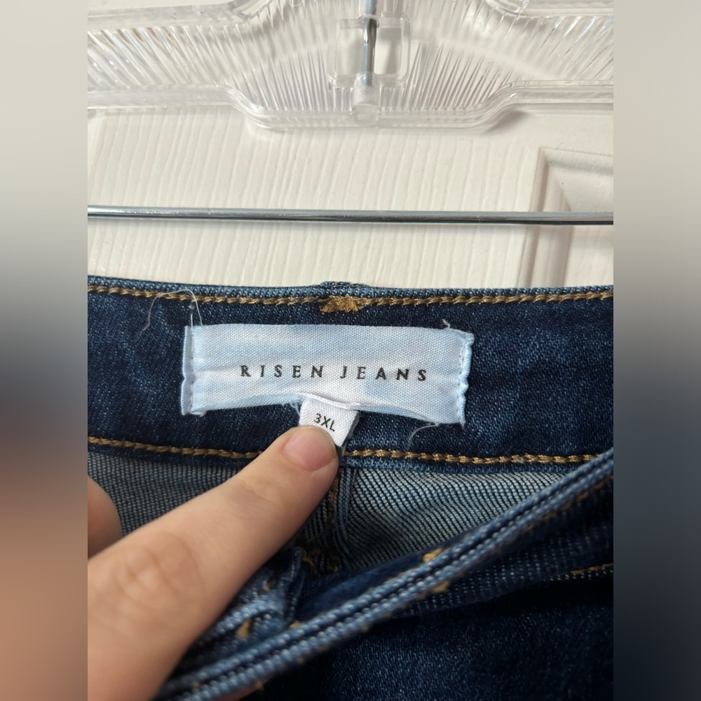 Women’s Risen Jeans 3XL - Picture 2 of 3